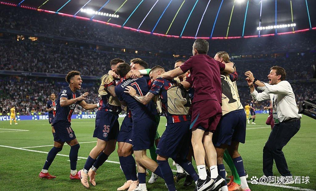 LOL-包含国际米兰迎法甲关键赛；冲刺阶段更衣室发声；悬念犹存；更衣室氛围转暖的词条